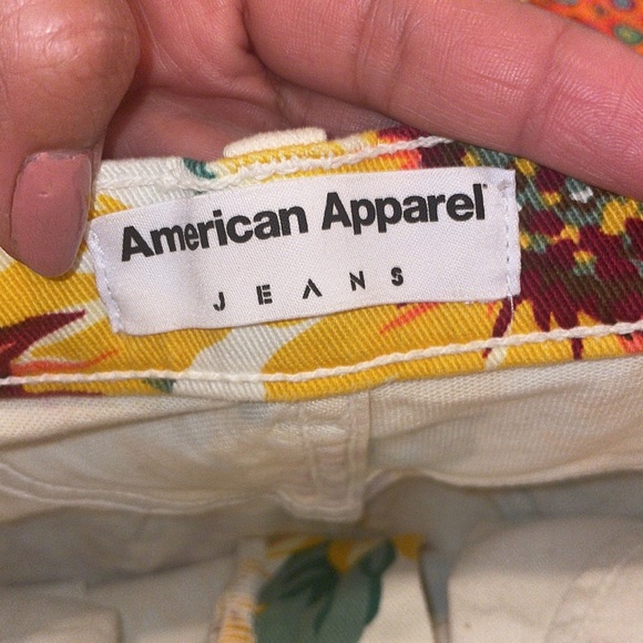American Apparel Sunflower Print Denim Shorts - Picture 11 of 13